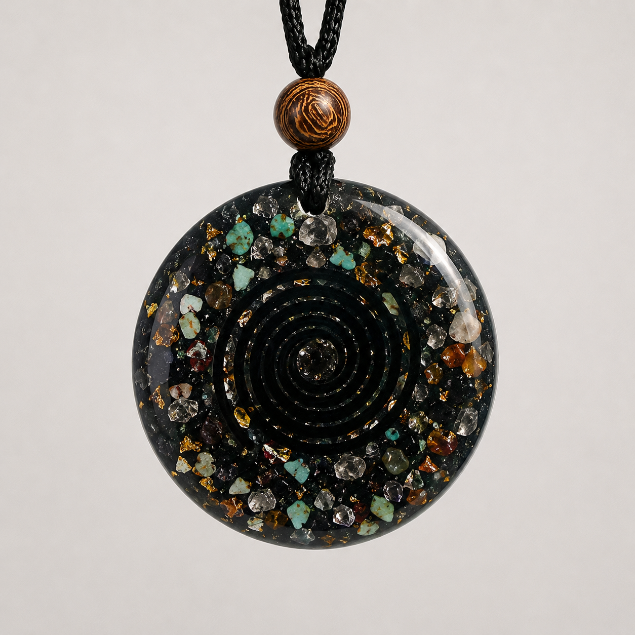 Orgonitanhänger „Spirale" mit Holzkugel